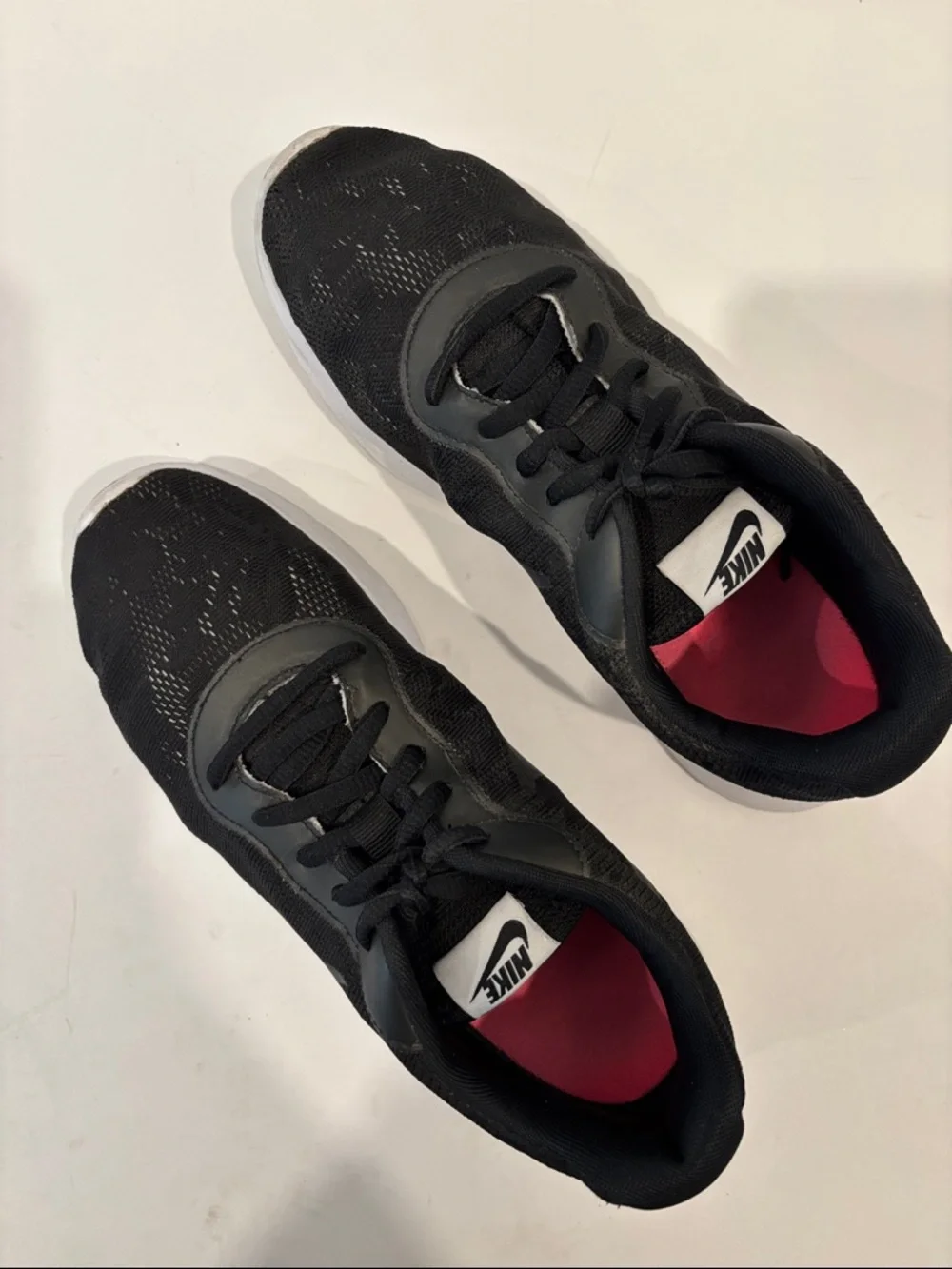 Nike Black Lace Sneakers with Pink Insoles - Picture 3 of 14